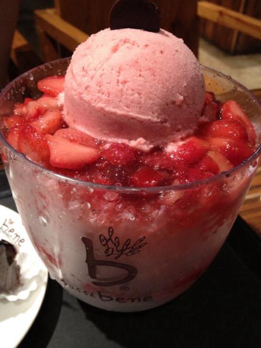 Strawberry Shaved ice, Caffe Bene